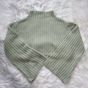 Green Women’s Cropped Knit Sweater